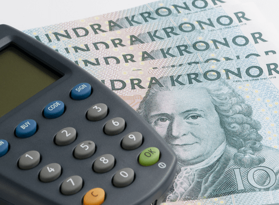 Mirajul ipotecar ieftin din Suedia ar putea fi lovitura de graţie pentru una dintre puţinele economii care mai performează în Europa