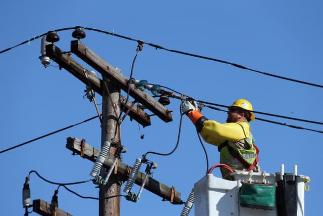 Întreruperi ale furnizării energiei electrice, programate pentru 1 decembrie