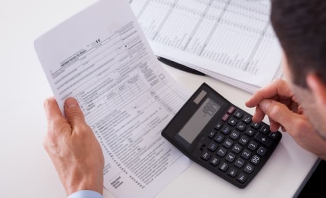 Informaţie operativă privind executarea bugetului asigurărilor sociale de stat în 8 luni ale anului 2015