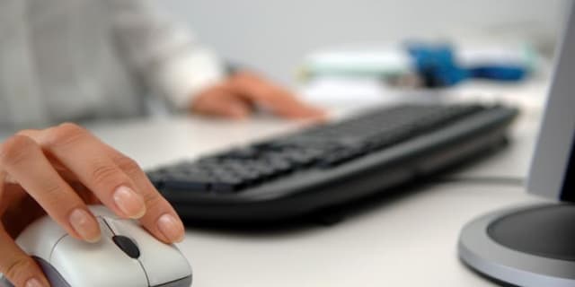 Declarația precompletată disponibilă pentru persoane fizice cetățeni