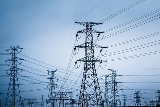 ANRE a anunțat o ședință publică referitoare la ajustarea prețului la energia electrică solicitat de Termoelectrica