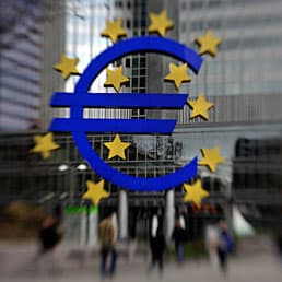 BCE începe să acorde credite ieftine băncilor europene, în valoare totală de 1.000 miliarde euro