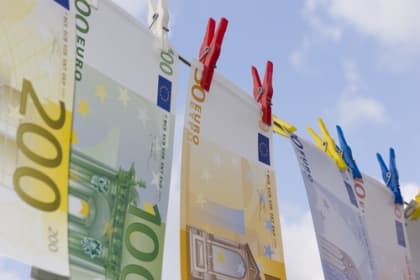 Ministerul Justiției propune amendă de până la 5 mil euro pentru spălare de bani și finanțarea terorismului