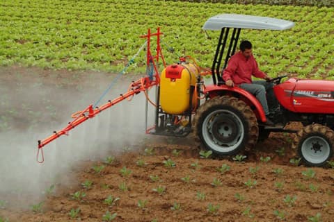 Agricultorii vor putea accesa credite şi subvenţii cel mult într-o lună