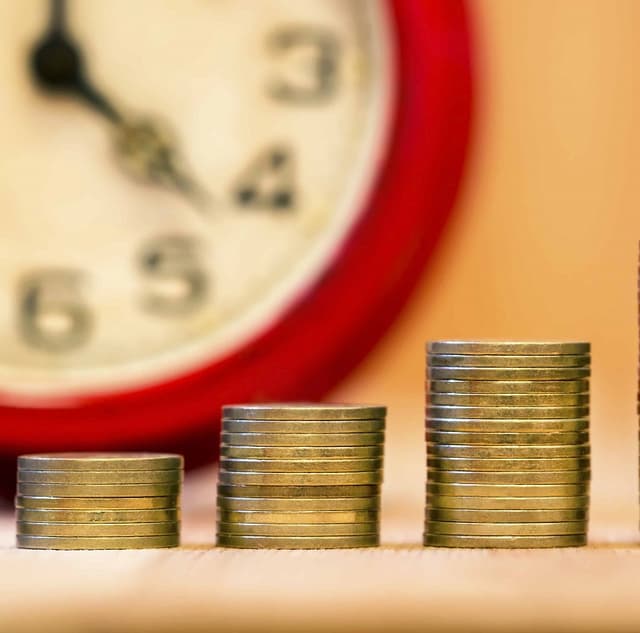 Salariul minim garantat în sectorul real: 3500 lei din 1 aprilie 2022