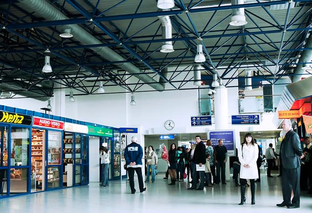 Минтранс намерен исключить право пассажиров получать компенсации при задержке авиарейсов