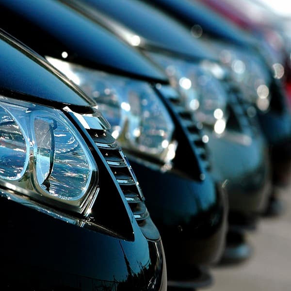 Piața auto va fi reglementată