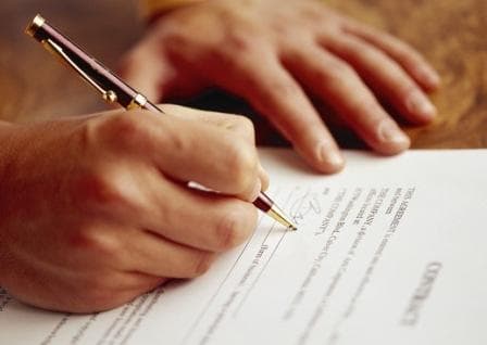 В Молдове отменят разрешения на торговлю и строительство