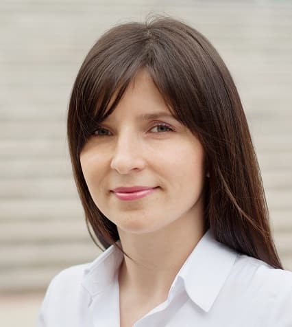 Utilizarea denumirii oficiale sau istorice a statului contrar legii se sancționează