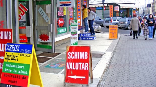 Banca Naţională a suspendat licenţa unei case de schimb valutar din centrul Chişinăului