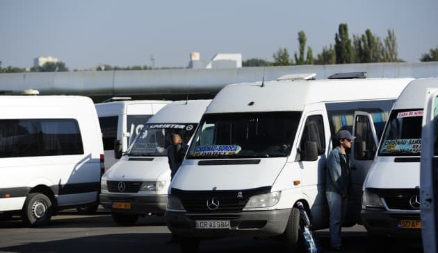 Evazioniștii din domeniul transportului auto de călători au suportat sancţiuni în sumă totală de 728 800 lei