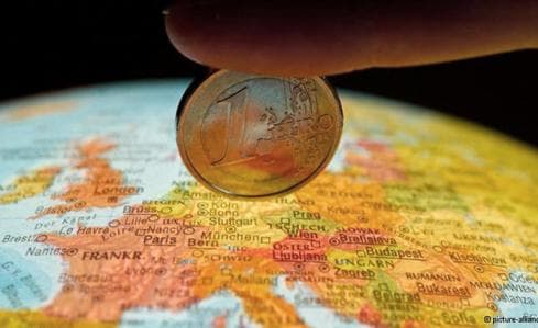FMI a înrăutăţit perspectiva de creştere a economiei mondiale
