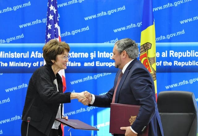 A fost semnat Memorandumul de Principii şi Proceduri între Moldova şi Carolina de Nord