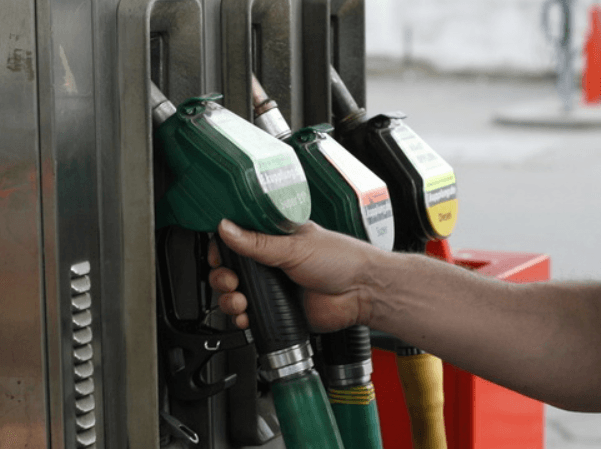 Norvegia reduce investiţiile în petrol şi exclude noi măsuri de stimulare a economiei