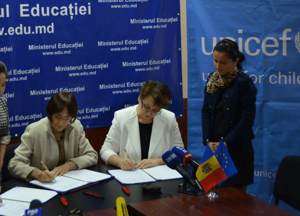 UNICEF a oferit 200.000 de dolari pentru promovarea educației incluzive