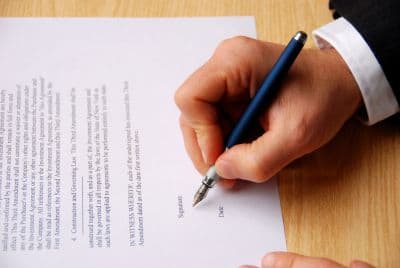 Confirmarea stagiului de către funcţionarii publici