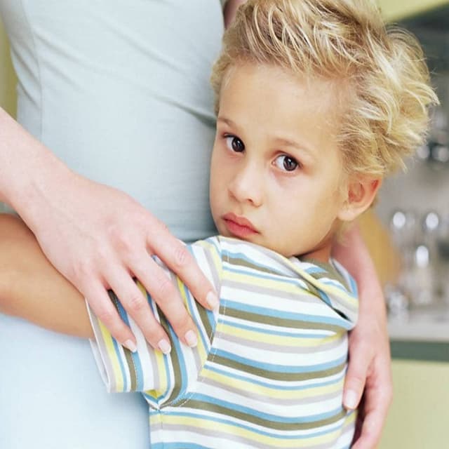 Suspendarea contractului individual de muncă poate dura doi ani