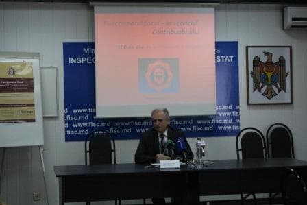 100 de zile de activitate cu sloganul „Funcționarul fiscal – în serviciul contribuabilului”