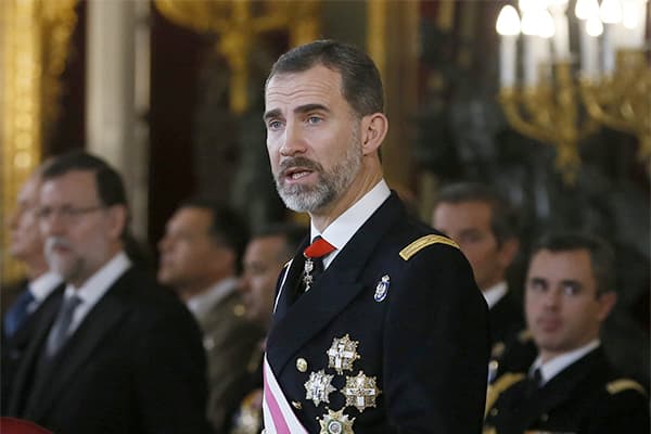 Король Испании урезал себе зарплату