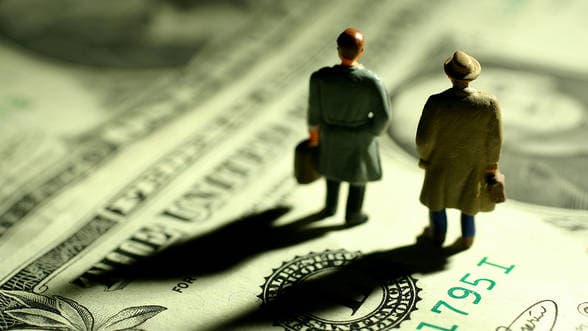 Planeta traieste pe imprumut - FMI: Ori iertam, ori falimentam pe banda rulanta