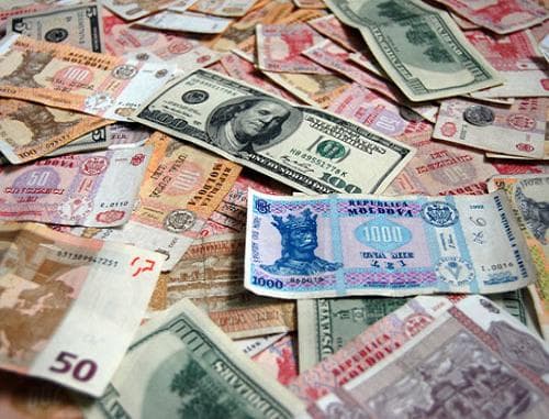 Валютный рынок в ожидании "давления" покупателей или продавцов