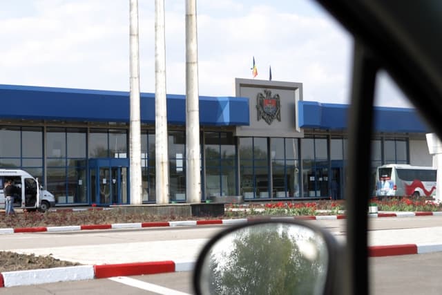 Serviciul Vamal continuă să desfăşoare şi să aplice mecanisme de sensibilizare şi profilaxie în domeniul anti-corupție