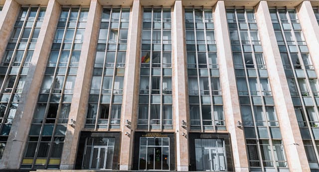 Componenţa comisiilor pentru organizarea și desfășurarea concursurilor de ocupare a funcțiilor publice