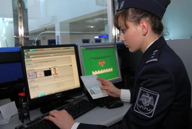 Atenţie la procurarea poliţei de asigurare auto internaţională