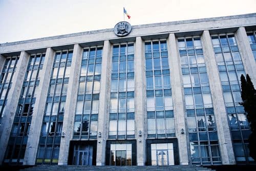 Proiectul Hotărîrii Guvernului cu privire la aprobarea modificărilor şi completărilor ce se operează în unele hotărîri ale Guvernului