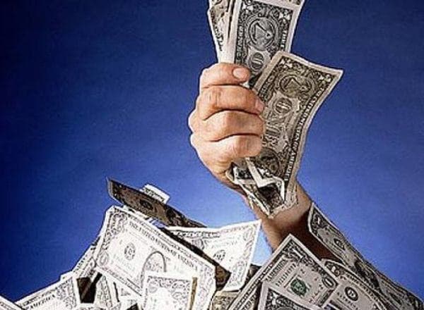 Армия миллионеров растет рекордными темпами