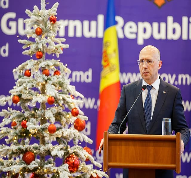 Pavel Filip invită „Acasă de Crăciun”