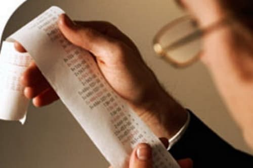 Numărul agenţilor economici care au datorii de cel puţin 100 de mii de lei la CNAS