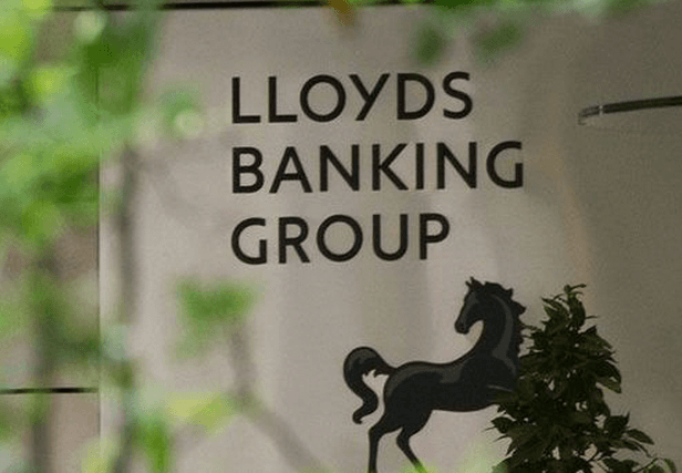 Guvernul britanic vrea să obţină două miliarde de lire sterline din vânzarea participaţiei deţinute la Lloyds