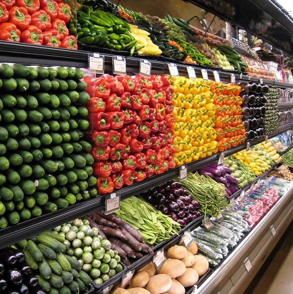 На полках будет больше отечественных продуктов питания