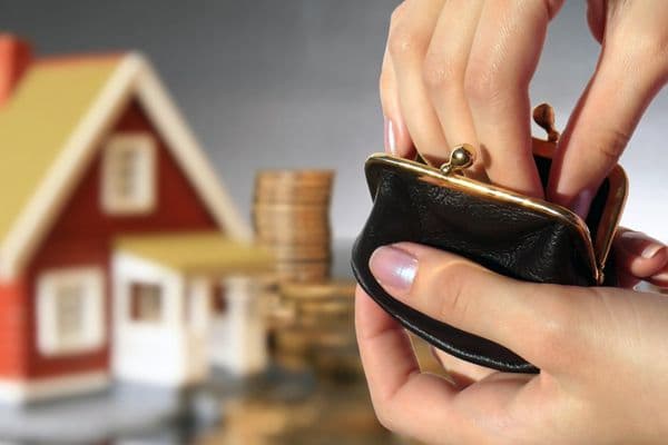 Atenţie, miercuri, la data de 15 octombrie expiră termenul de achitare a impozitului pe bunurile imobiliare și impozitului funciar