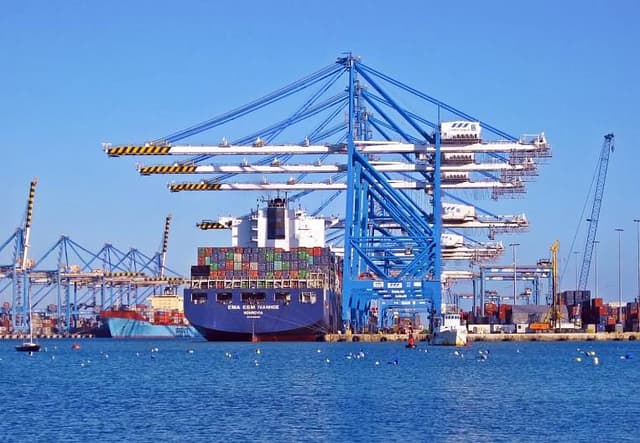 Permisul vamal de descărcare/încărcare/transbordare a mărfurilor