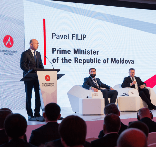 Guvernul propune un parteneriat cu investitorii pentru locuri de muncă, inovare şi dezvoltare