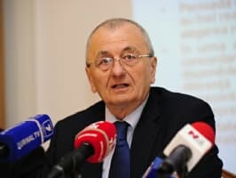 Вырос уровень доверия населения к государственным учреждениям