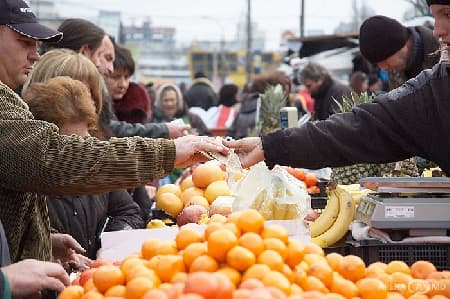 La Piața Centrală prețurile stau neatinse. Să fie o acalmie dinaintea furtunii?