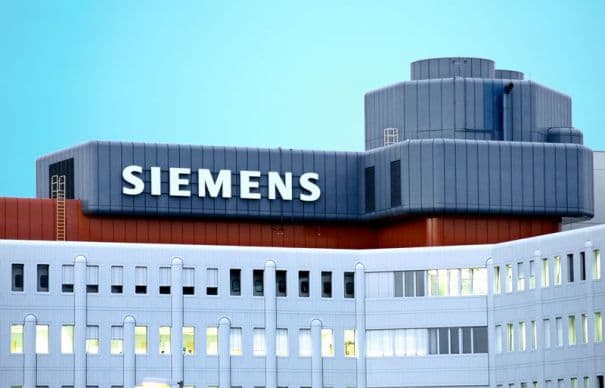 Siemens desfiinţează peste 11.600 de locuri de muncă pentru reducerea costurilor cu un miliard de euro