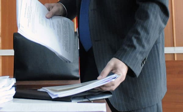 Cât cere compania Kroll pentru recuperarea banilor din sistemul bancar