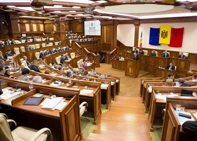 Parlamentul Moldovei a votat în prima lectură proiectul legii privind aplicarea măsurilor restrictive internaționale