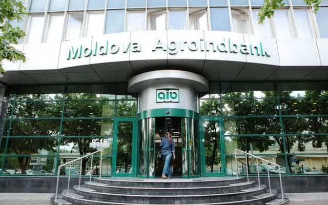 Moldova-Agroindbank vinde 6,2% din acţiunile sale