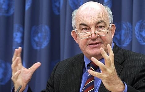 Время бросать деньги с вертолёта?