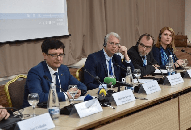 Reforma sistemului de achiziții publice nu mai poate fi amînată