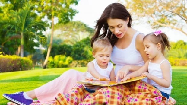 Indemnizațiile adresate familiilor cu copii: mai simplu de obținut și mai mari