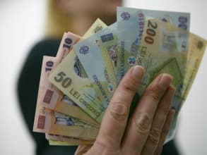 România: Creşterea cotei unice, necesară pentru majorarea salariilor şi pensiilor fără un deficit mai mare