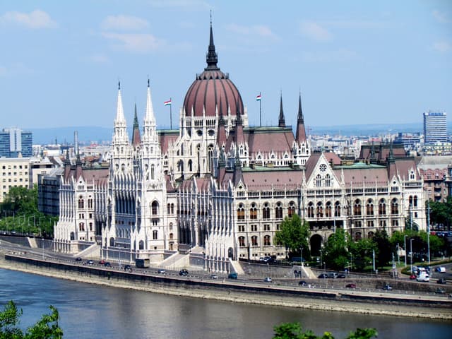 Ungaria promite că anul viitor nu va majora taxele şi contribuţiile, ci va reduce TVA la carne