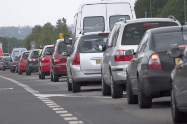 Se exclude o taxă și se introduce un nou impozit