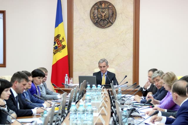 Guvernul a aprobat două decizii pentru a promova transparenţa și deschiderea datelor guvernamentale